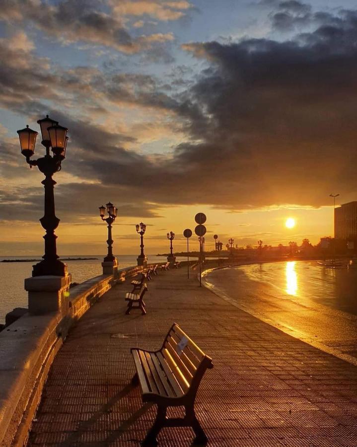 L'Incanto Del Borgo Antico- Locazione Turistica Bari Luaran gambar