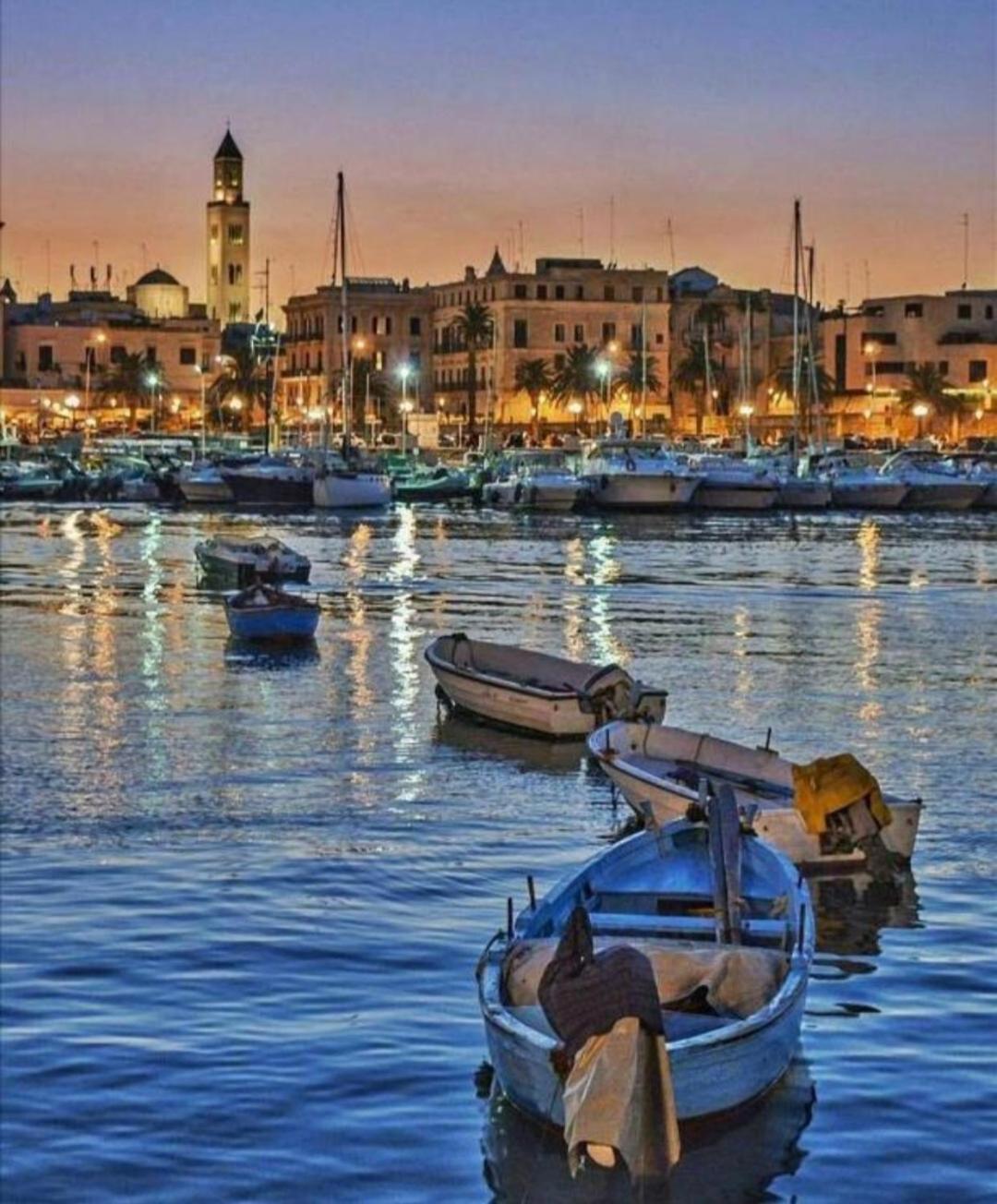L'Incanto Del Borgo Antico- Locazione Turistica Bari Luaran gambar
