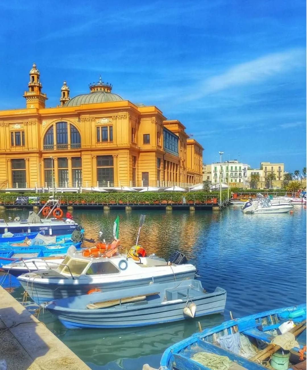 L'Incanto Del Borgo Antico- Locazione Turistica Bari Luaran gambar